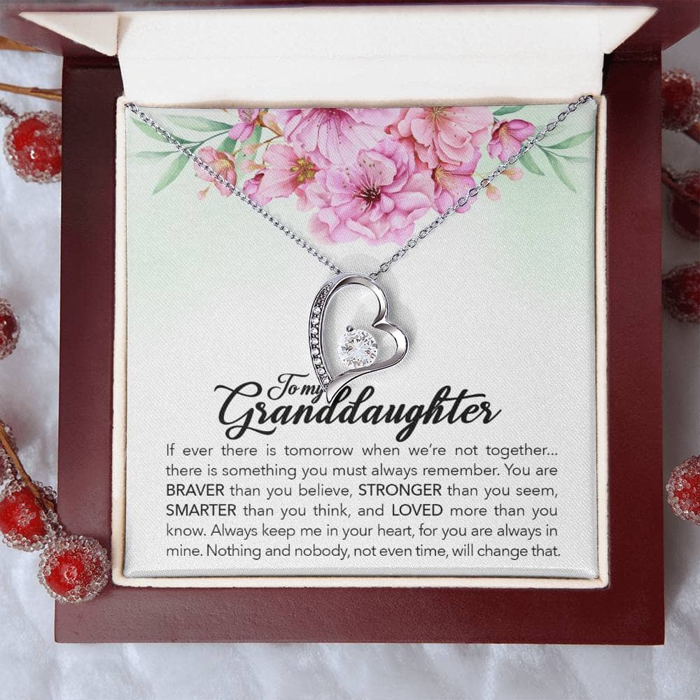Alt text: "Customized Granddaughter Necklace - Heart-shaped pendant symbolizing the bond between grandparents and granddaughters, in a luxurious box with LED lighting."