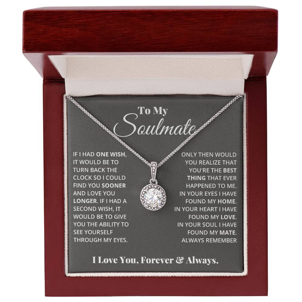 Alt text: "Eternal Hope Necklace: A personalized necklace with a diamond pendant in a luxurious box, symbolizing enduring love and deep connections. Perfect for romantic occasions. Made with high-quality materials and packaged elegantly. A meaningful gift for your soulmate."
