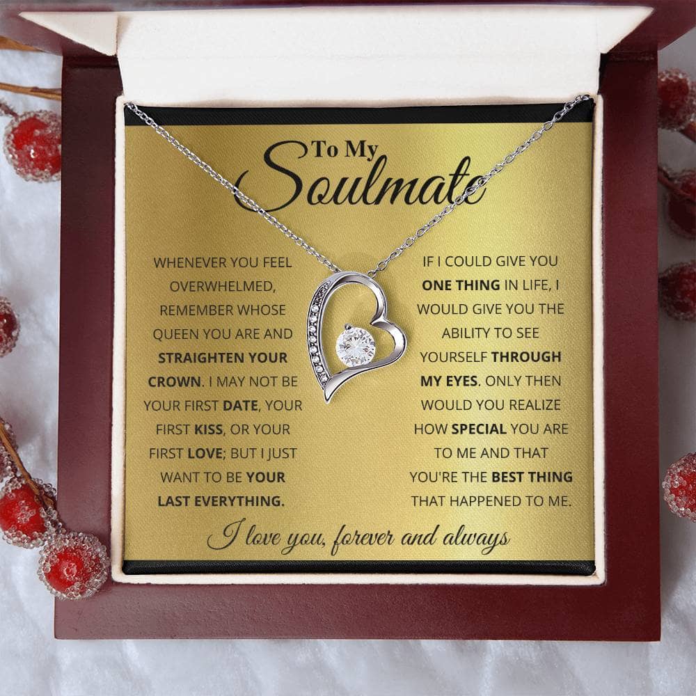 Alt text: "Forever Love" Customized Soulmate Necklace - A necklace in a box with a heart-shaped diamond pendant, symbolizing eternal love.