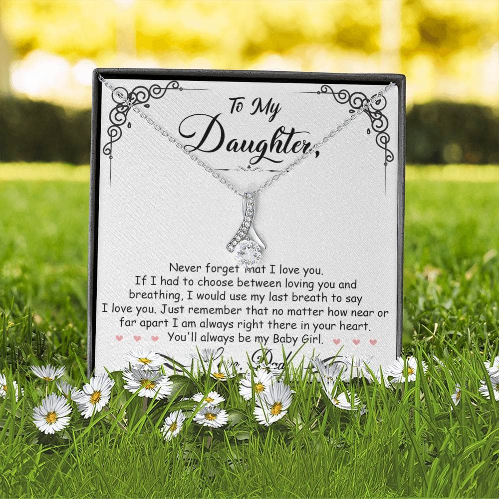 Alt text: "Personalized Daughter Necklace: Love Bond - necklace with diamond pendant in luxury box, symbolizing enduring love and relationship between parents and daughters."