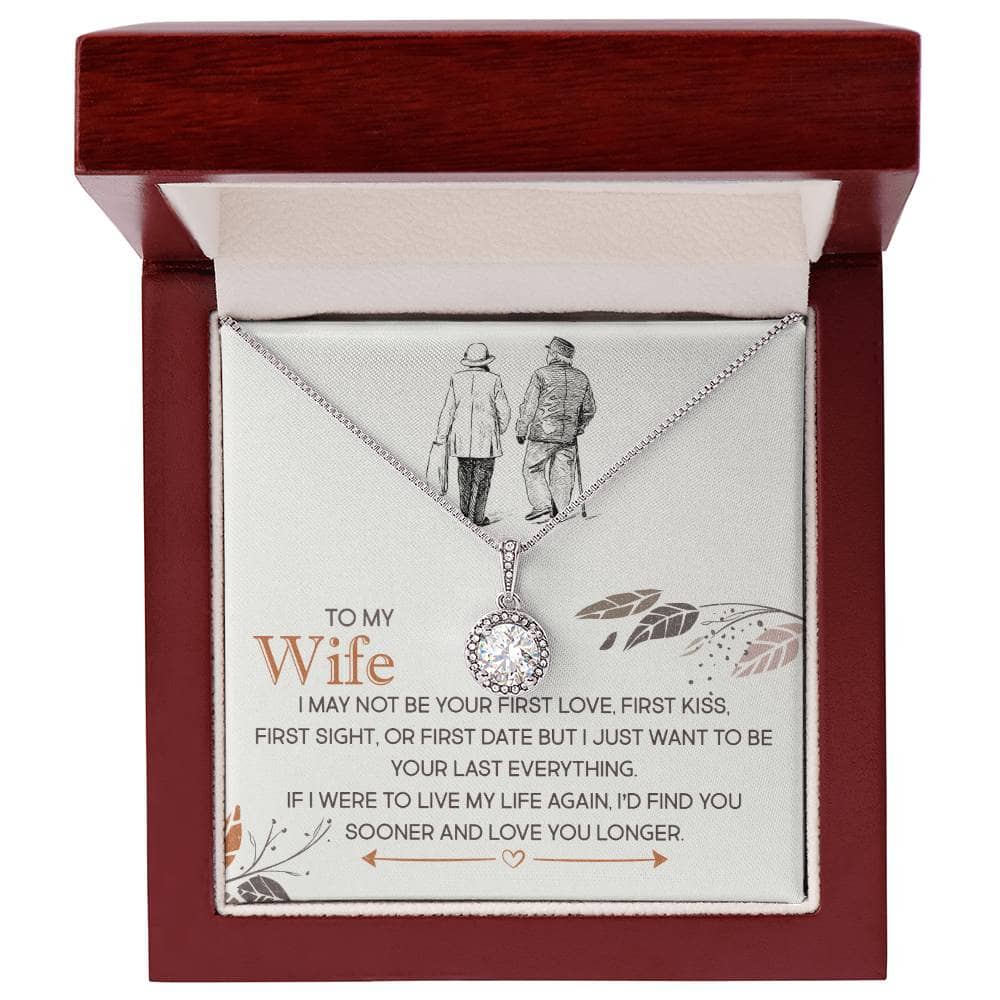 Alt text: "Personalized Wife Necklace with Cushion-Cut Zirconia in an elegant box, symbolizing everlasting love and devotion."