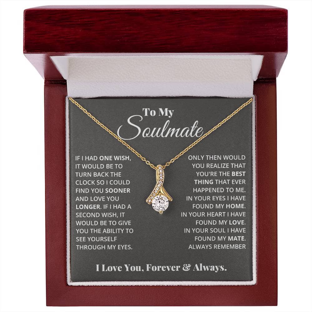 Alt text: "Personalized Soulmate Necklace with diamond pendant in box, symbolizing everlasting love and commitment"